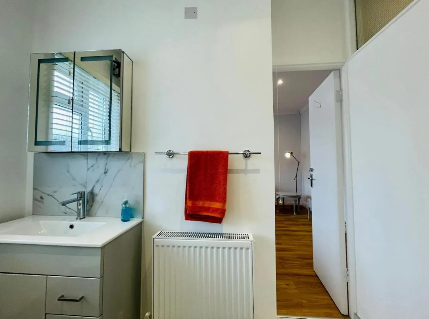 Apartment Flat In The Heart Of Leigh On Sea Less Than 2 Miles From The Beach Southend-on-Sea United Kingdom